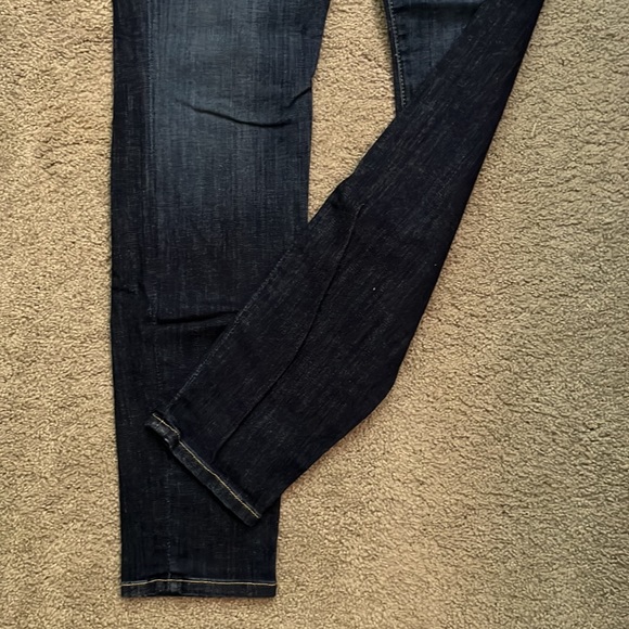 7 For All Mankind the skinny jeans. Size 32 - Picture 4 of 4